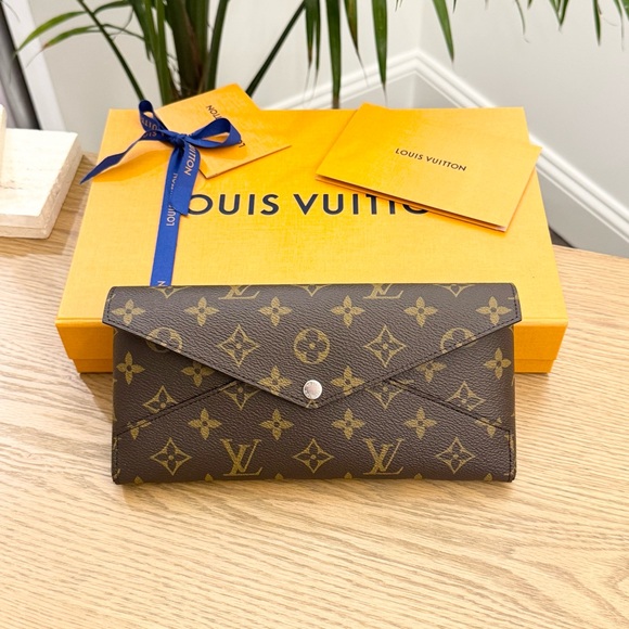 LOUIS VUITTON 2024 Monogram Canvas Kirigami Organizer in Pondichery Pink - Picture 3 of 16